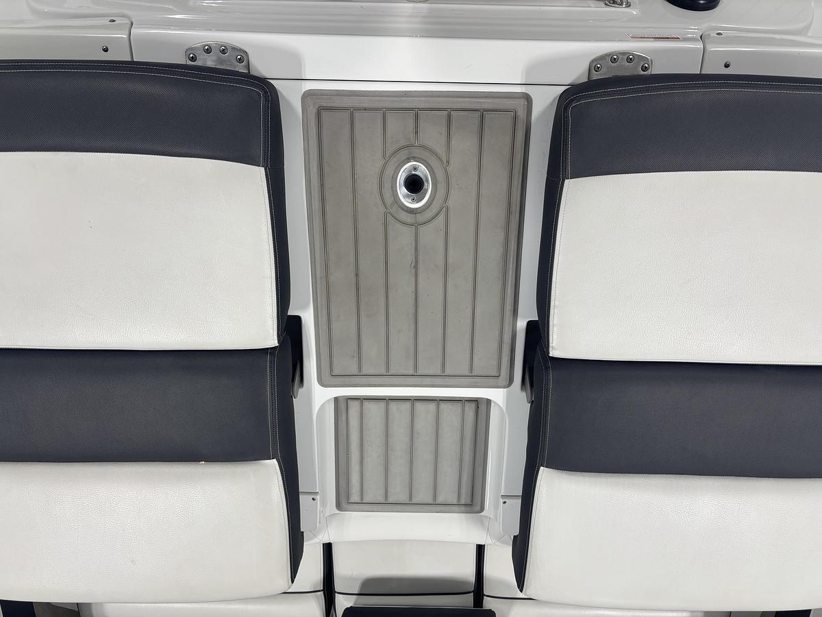 Used 2021 Crownline 210SS
