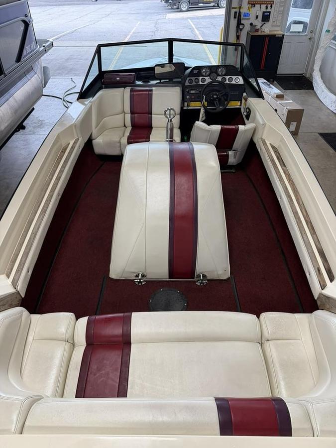 Used 1997 Correct Craft Ski Nautique 2001