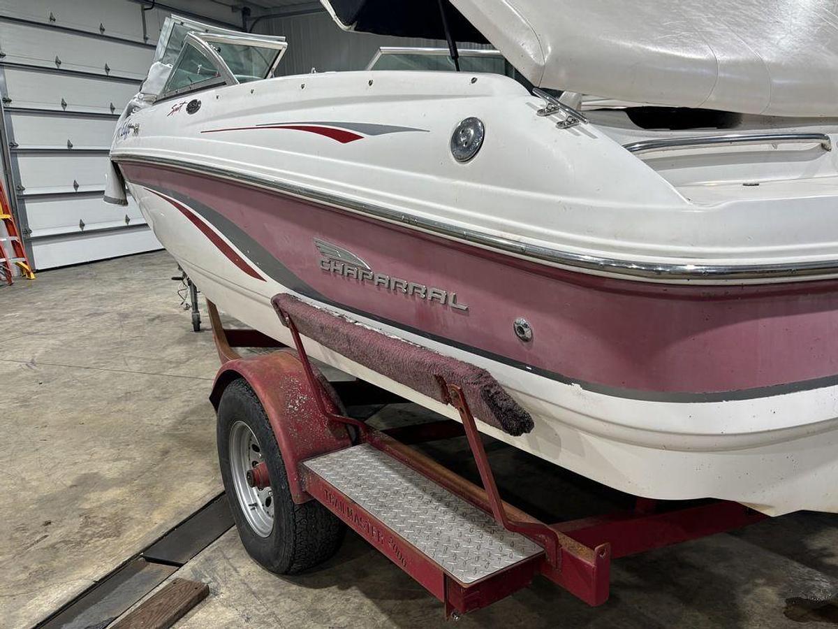 Used 2001 Chaparral 196 SSI