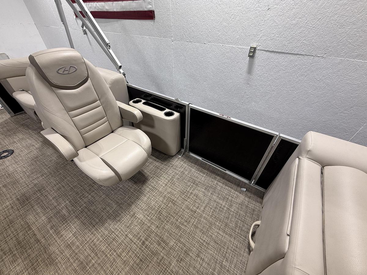Used 2020 Harris Cruiser 230 CWDH