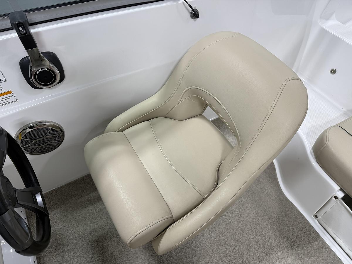 Used 2015 Hurricane 187 SunDeck