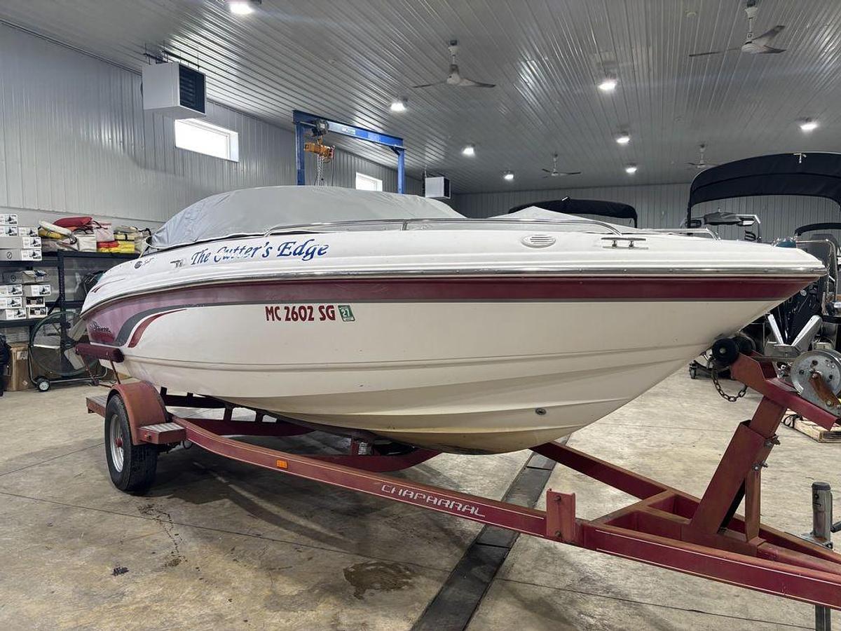 Used 2001 Chaparral 196 SSI
