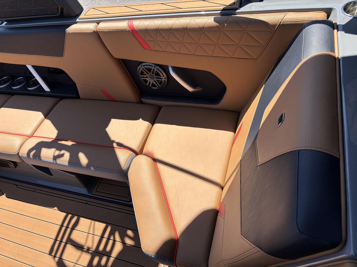 2026 Nautique GS22