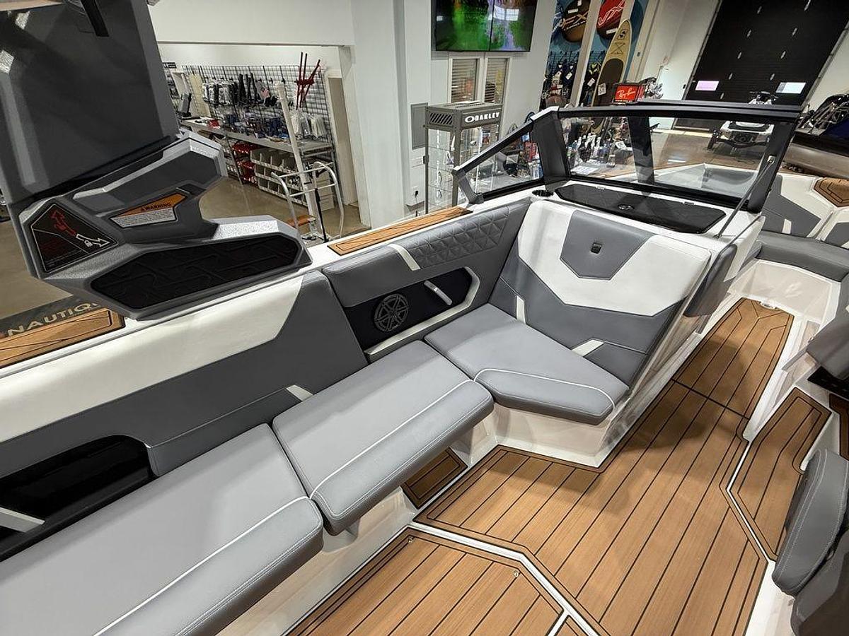 2025 Nautique Super Air Nautique GS24