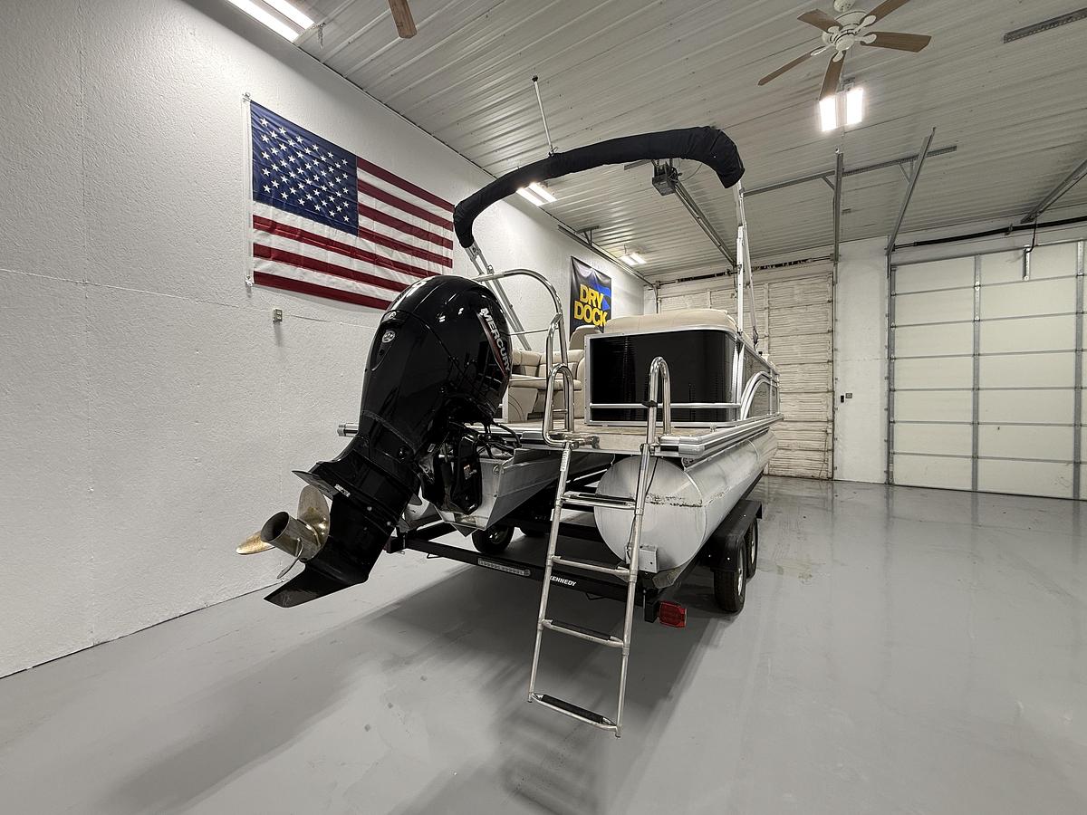 Used 2020 Harris Cruiser 230 CWDH