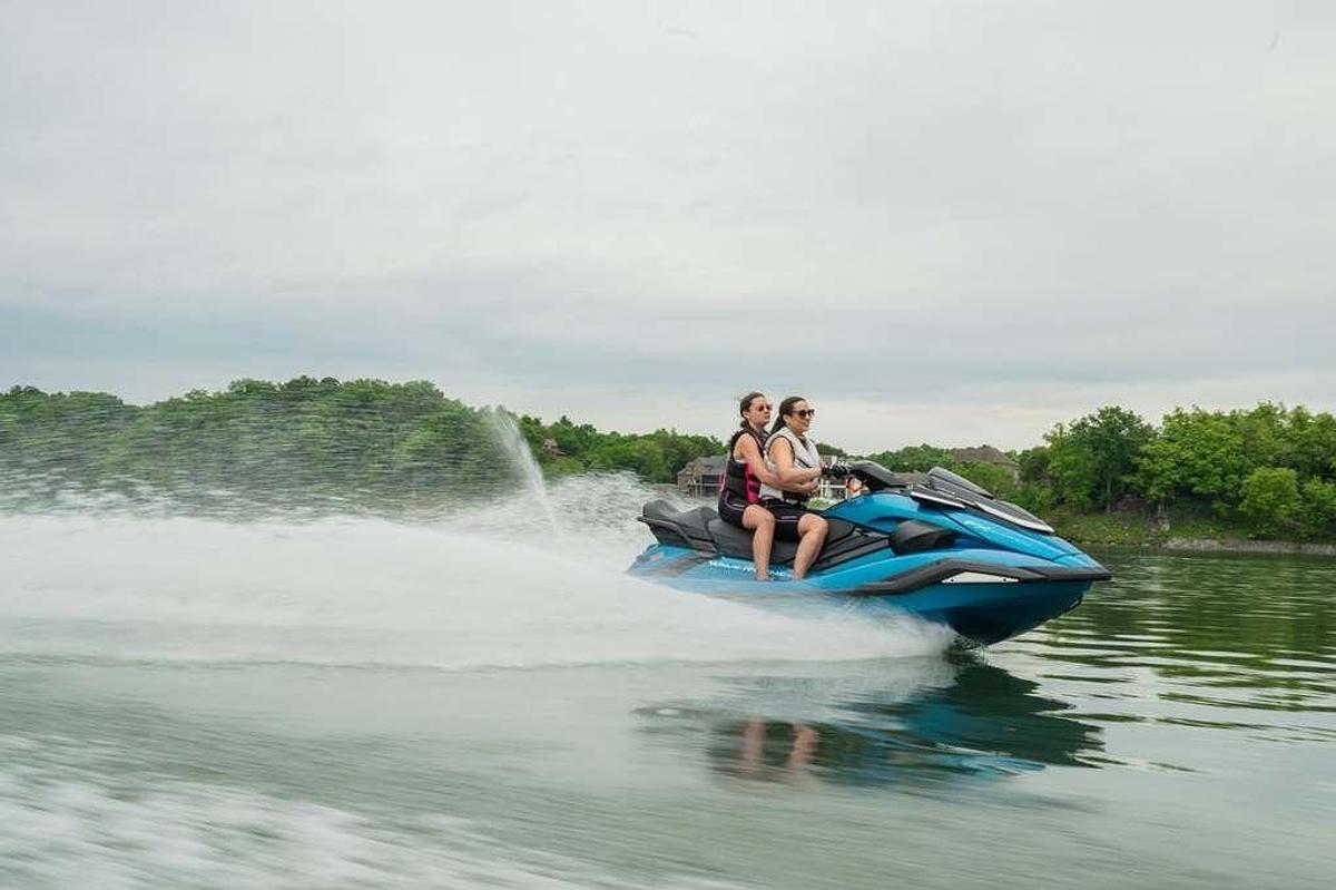 2026 Yamaha WaveRunners FX Cruiser SVHO