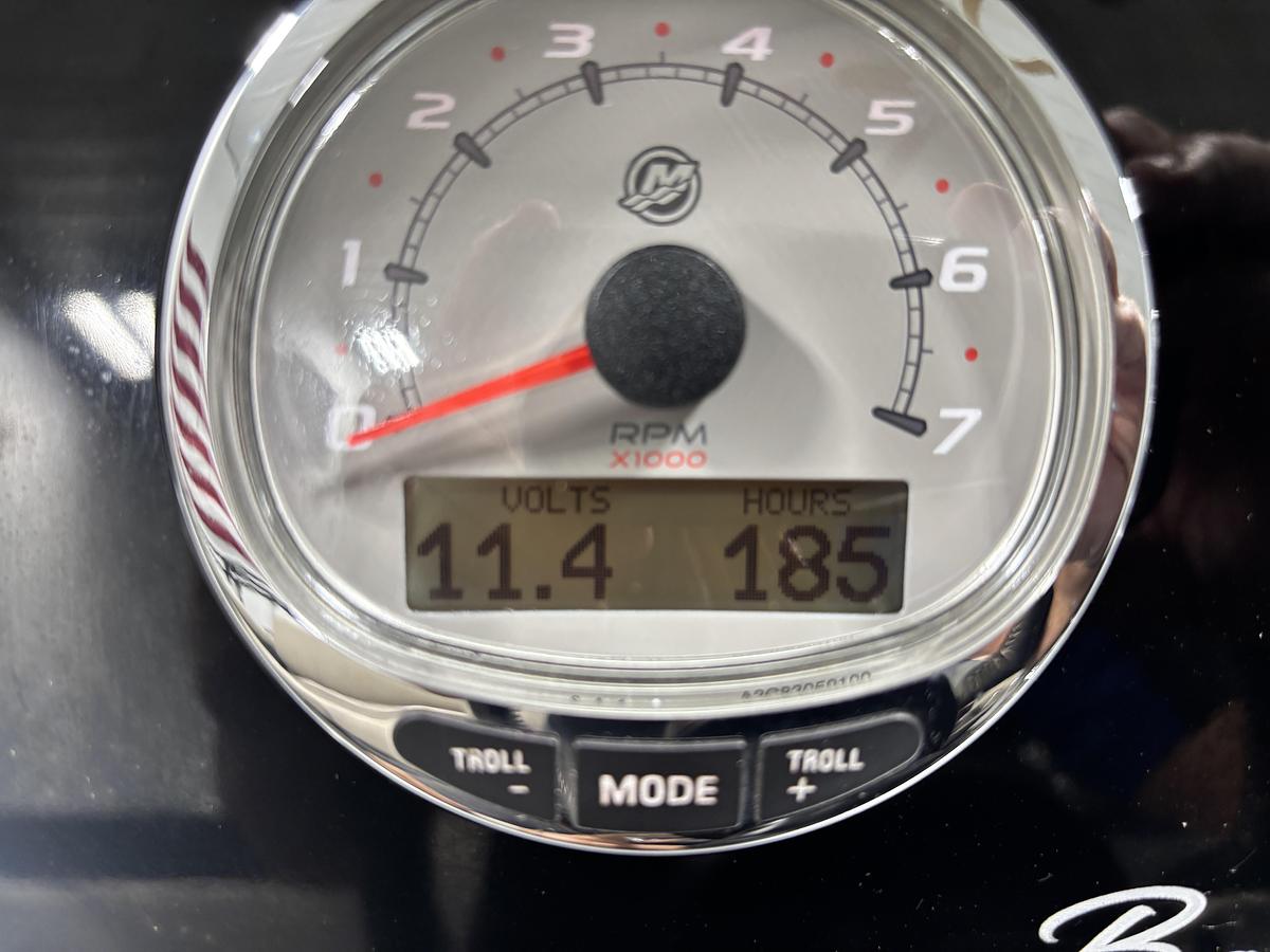 Used 2019 Barletta Boats L23UC