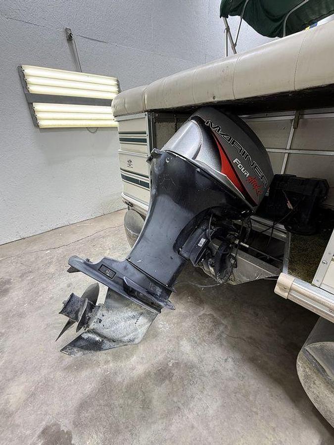 Used 1999 Starcraft Stardeck 240 Elite