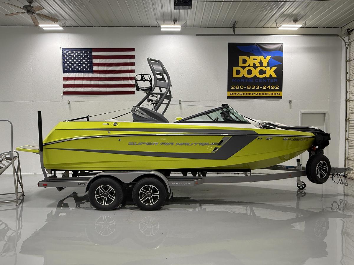 Used 2016 Nautique 210