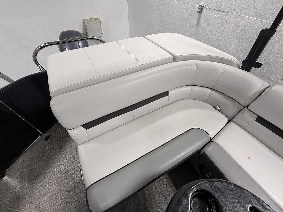 Used 2022 Godfrey Pontoons Sweetwater 2286 C