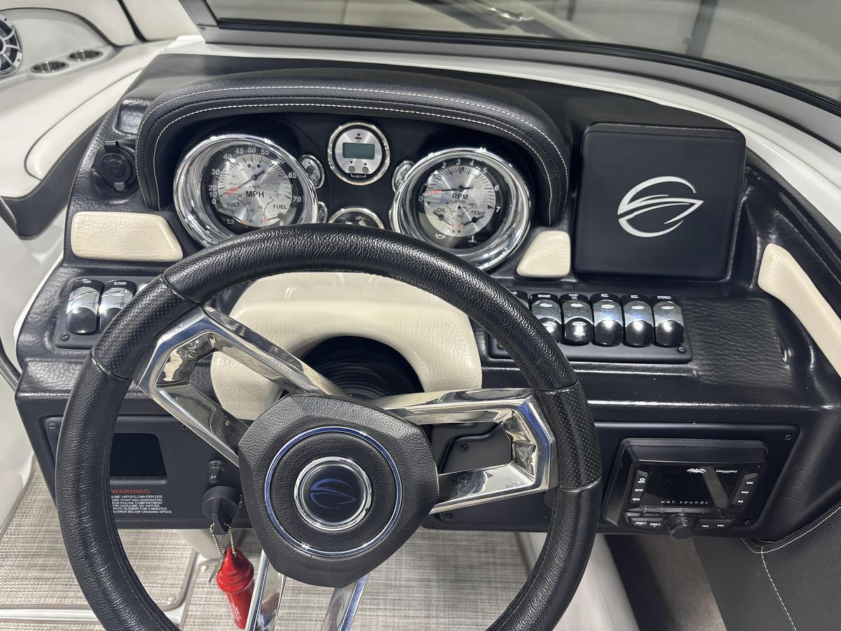 Used 2021 Crownline 210SS