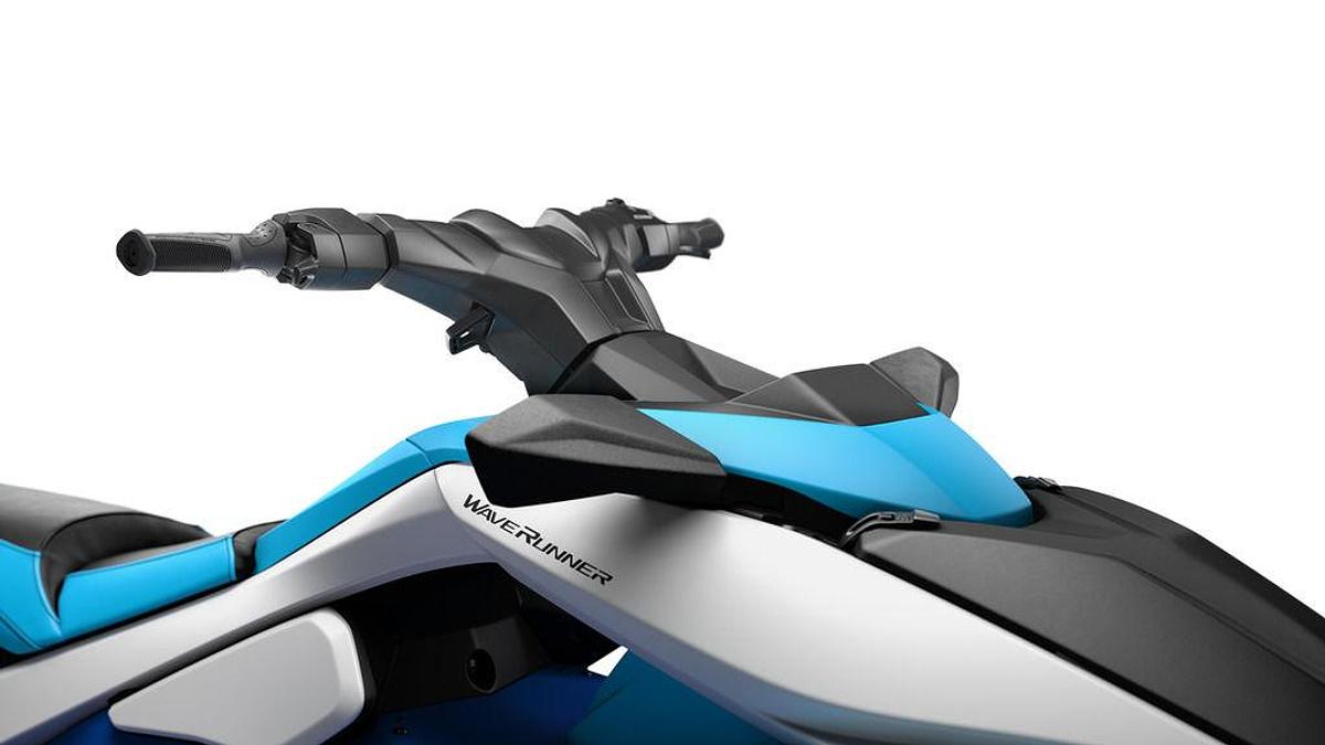 2026 Yamaha WaveRunners Jetblaster DLX 3-Up