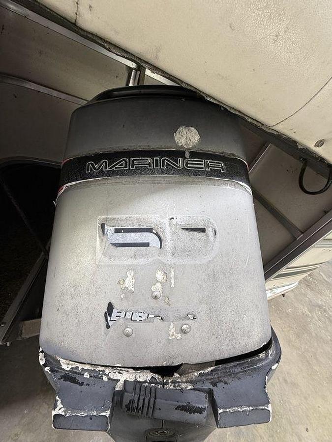 Used 1999 Starcraft Stardeck 240 Elite