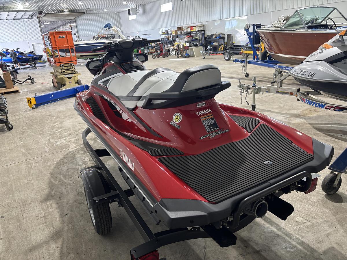 Used 2018 Yamaha Waverunner VX Cruiser