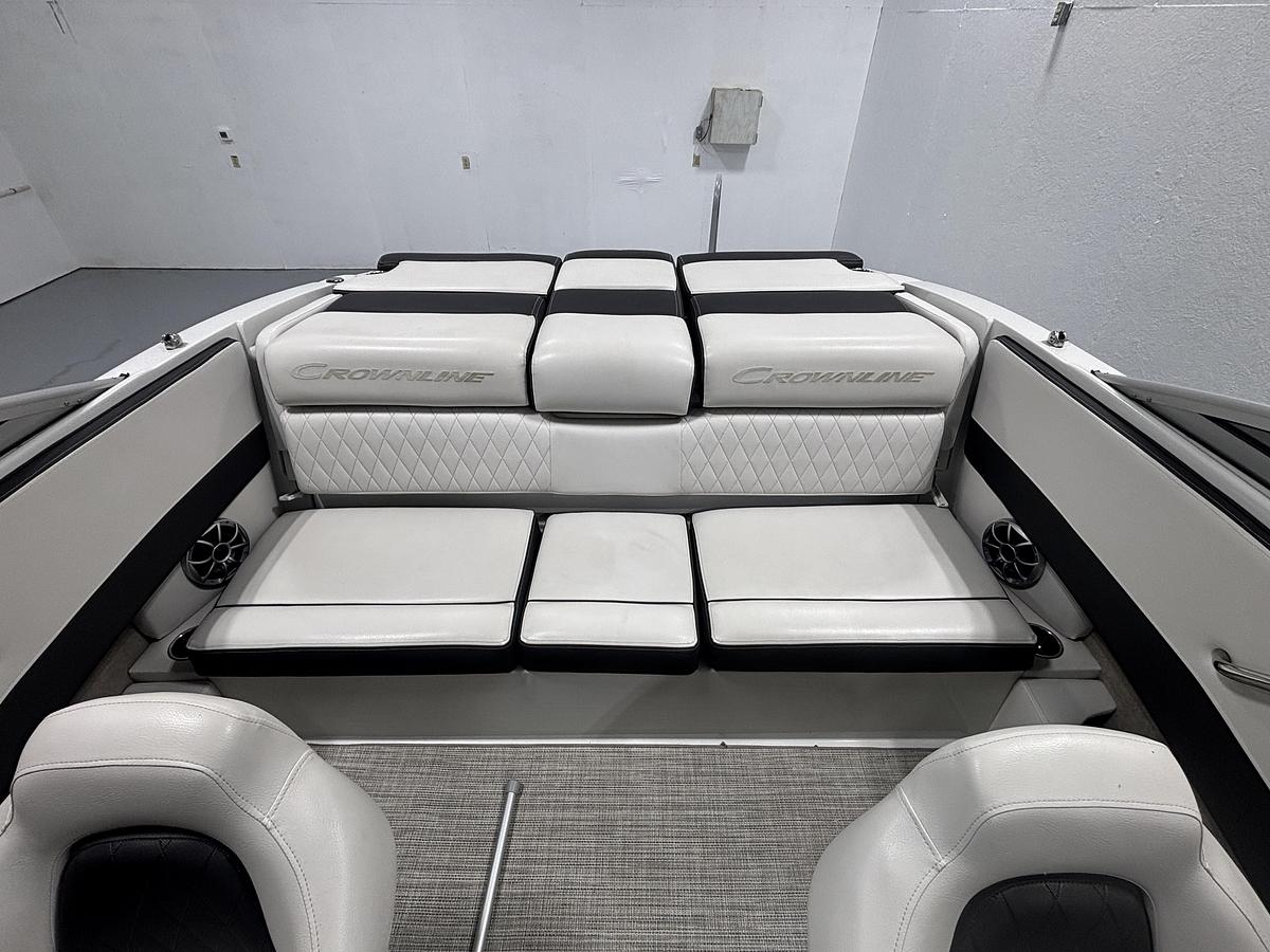 Used 2021 Crownline 210SS