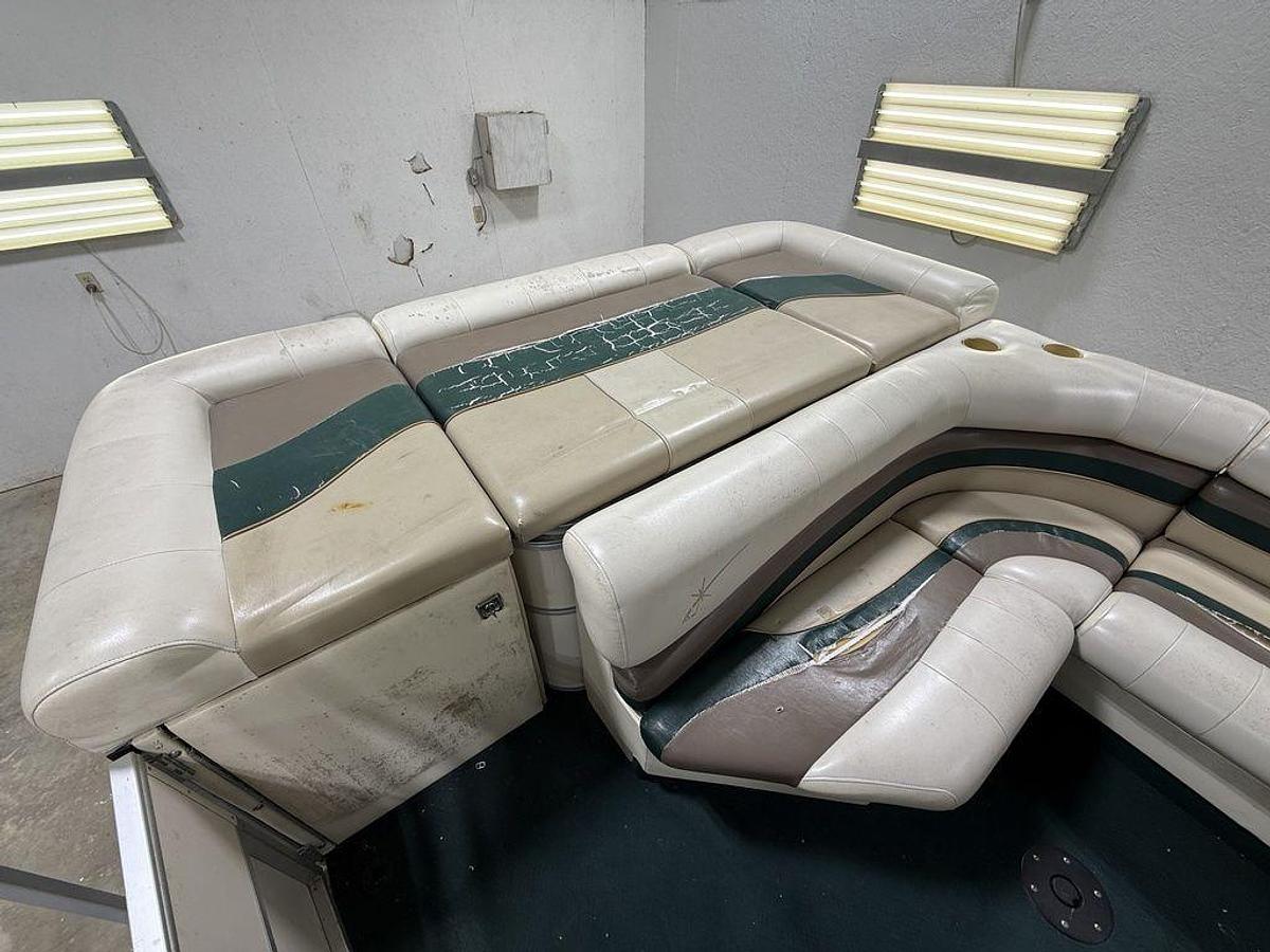 Used 1999 Starcraft Stardeck 240 Elite