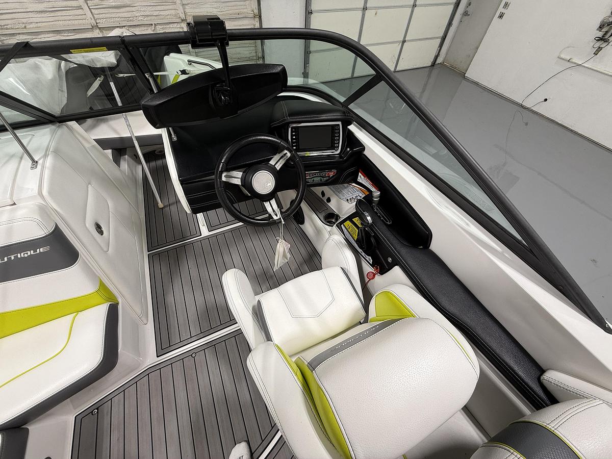 Used 2016 Nautique 210