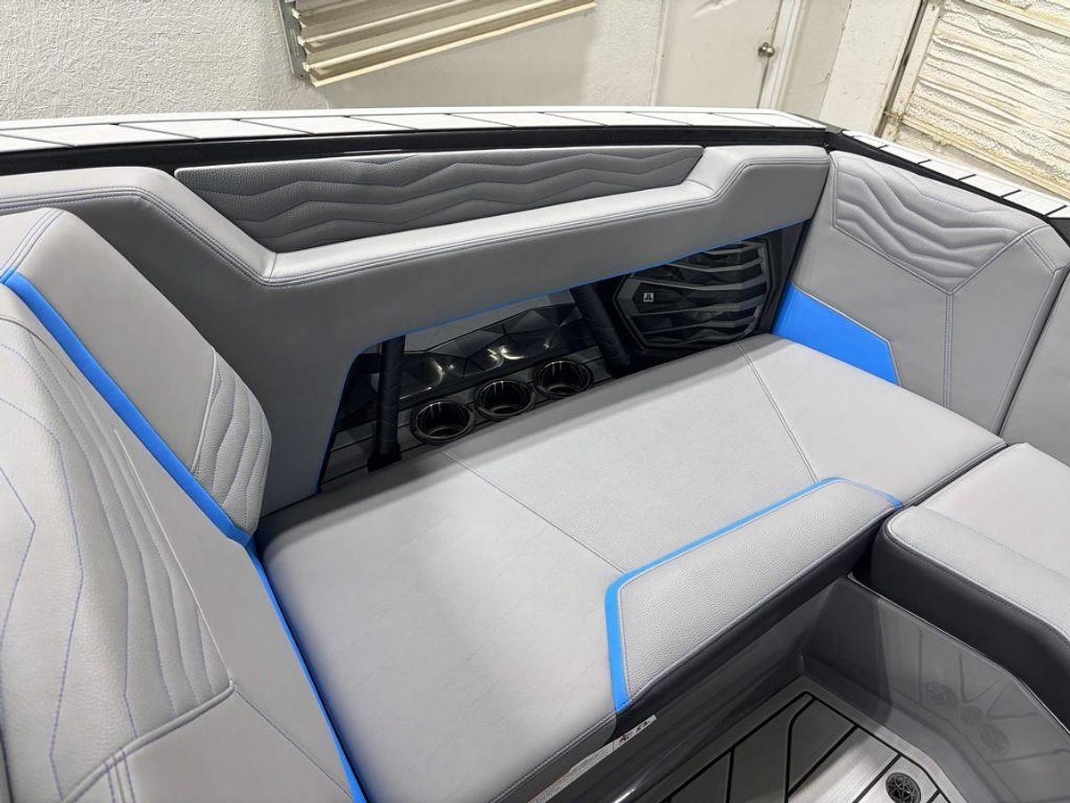 2026 Nautique Super Air Nautique G23