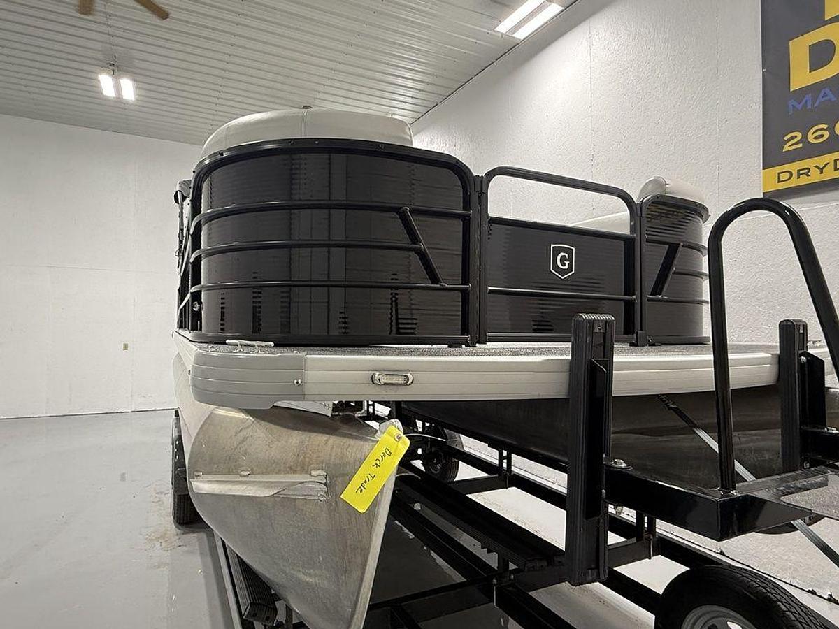 Used 2022 Godfrey Pontoons Sweetwater 2286 C