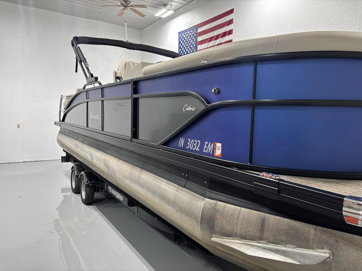 Used 2023 Barletta Cabrio 24UE