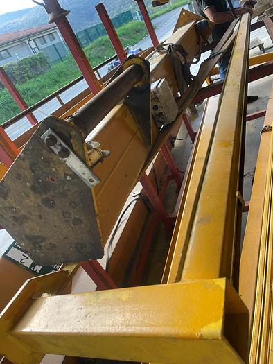 Usato GRU A BANDIERA 8