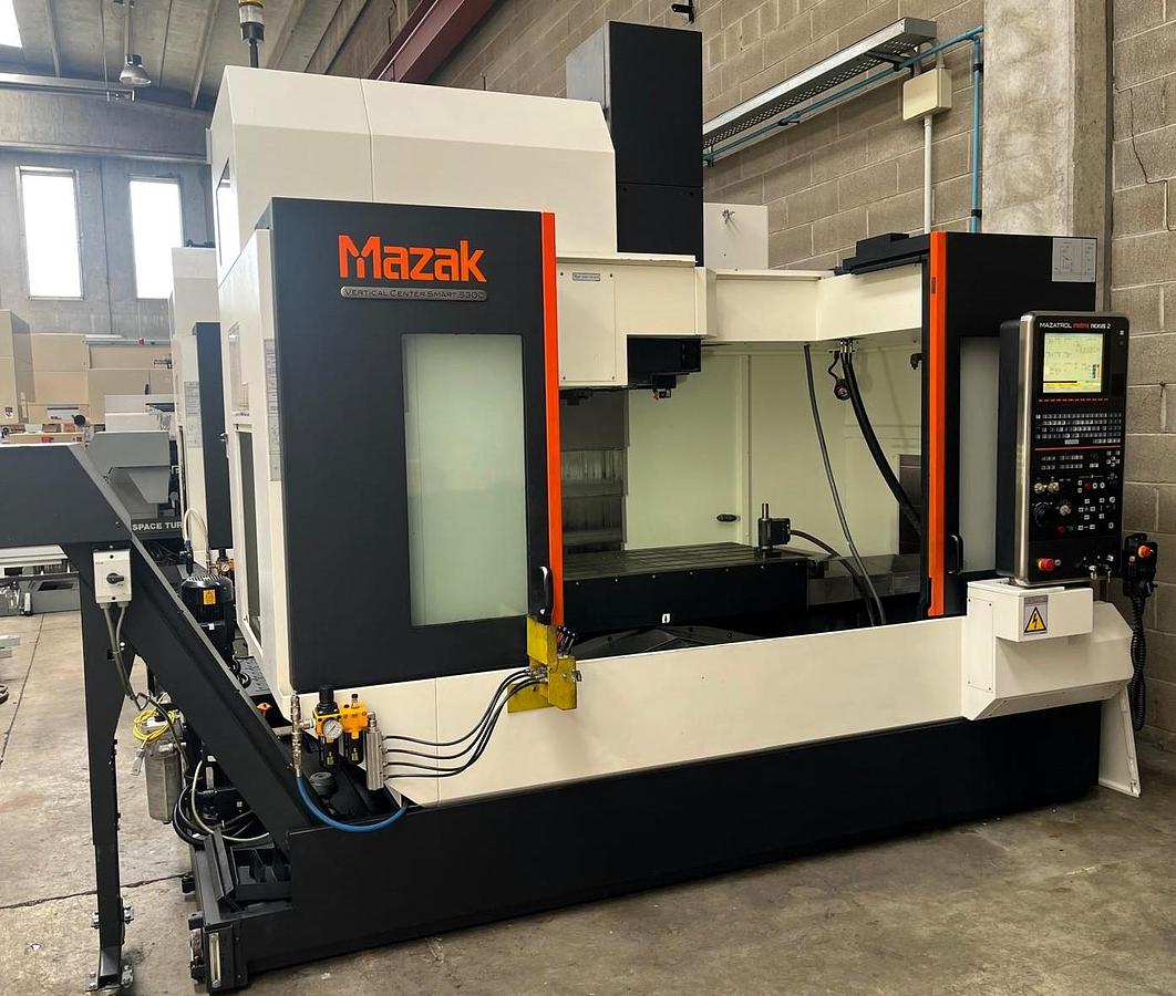 VERTICAL MACHINING CENTER