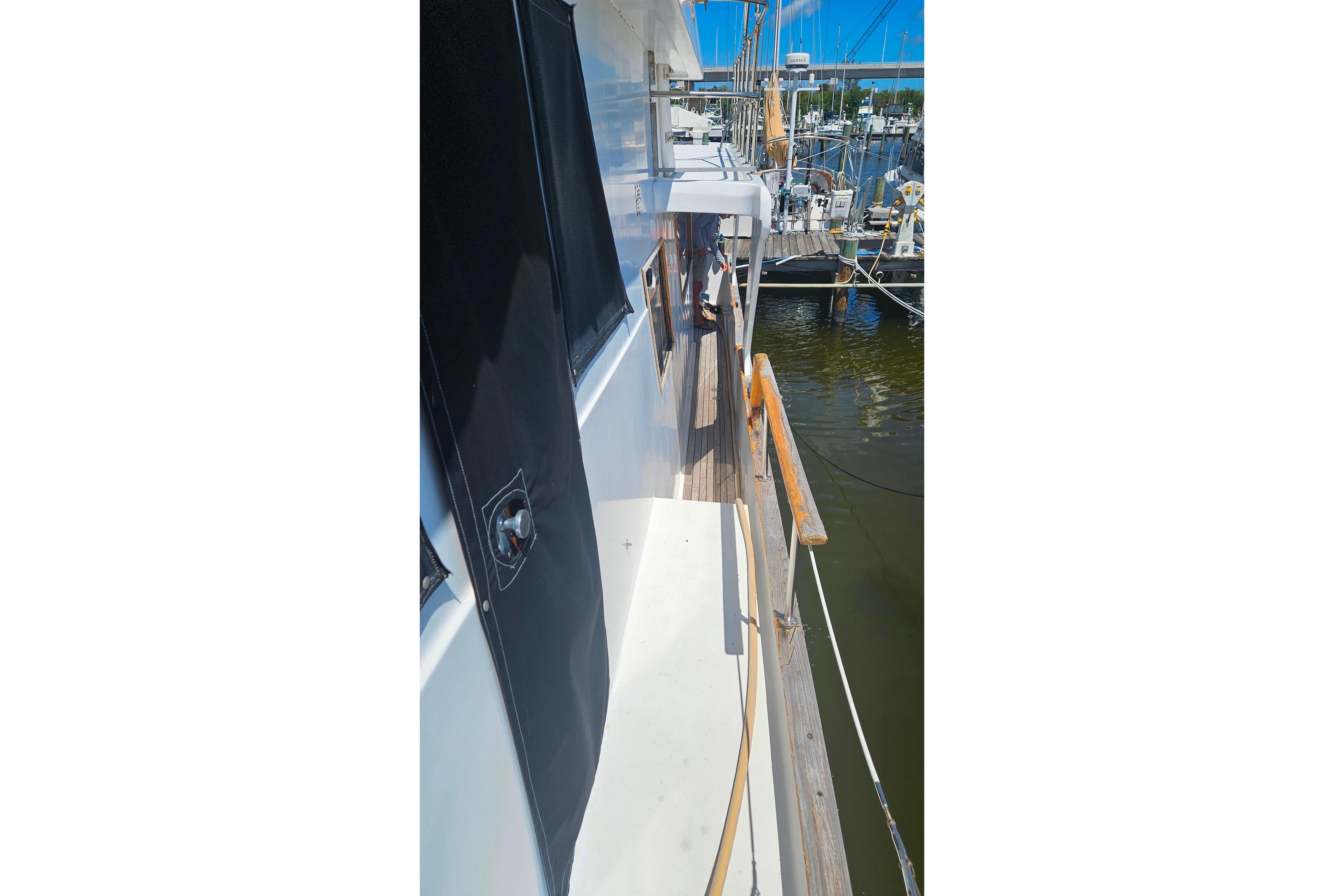Used 1981 Sea Ranger 47 Pilothouse