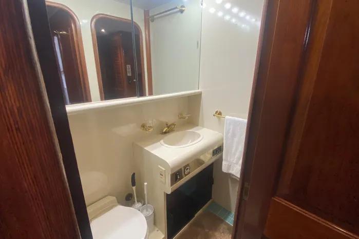 Used 1990 Viking Motor Yacht