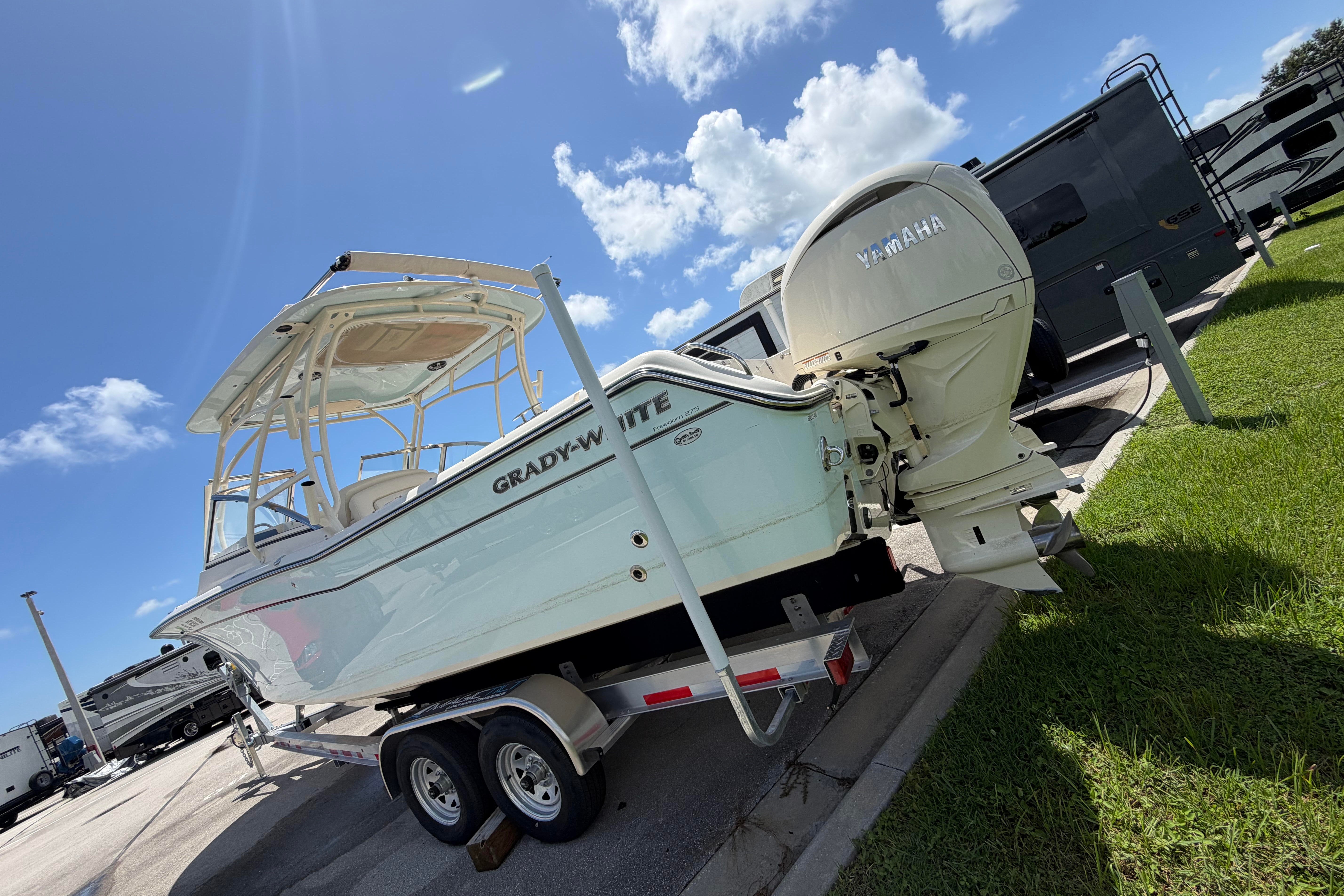 Used 2025 Grady-White Freedom 275