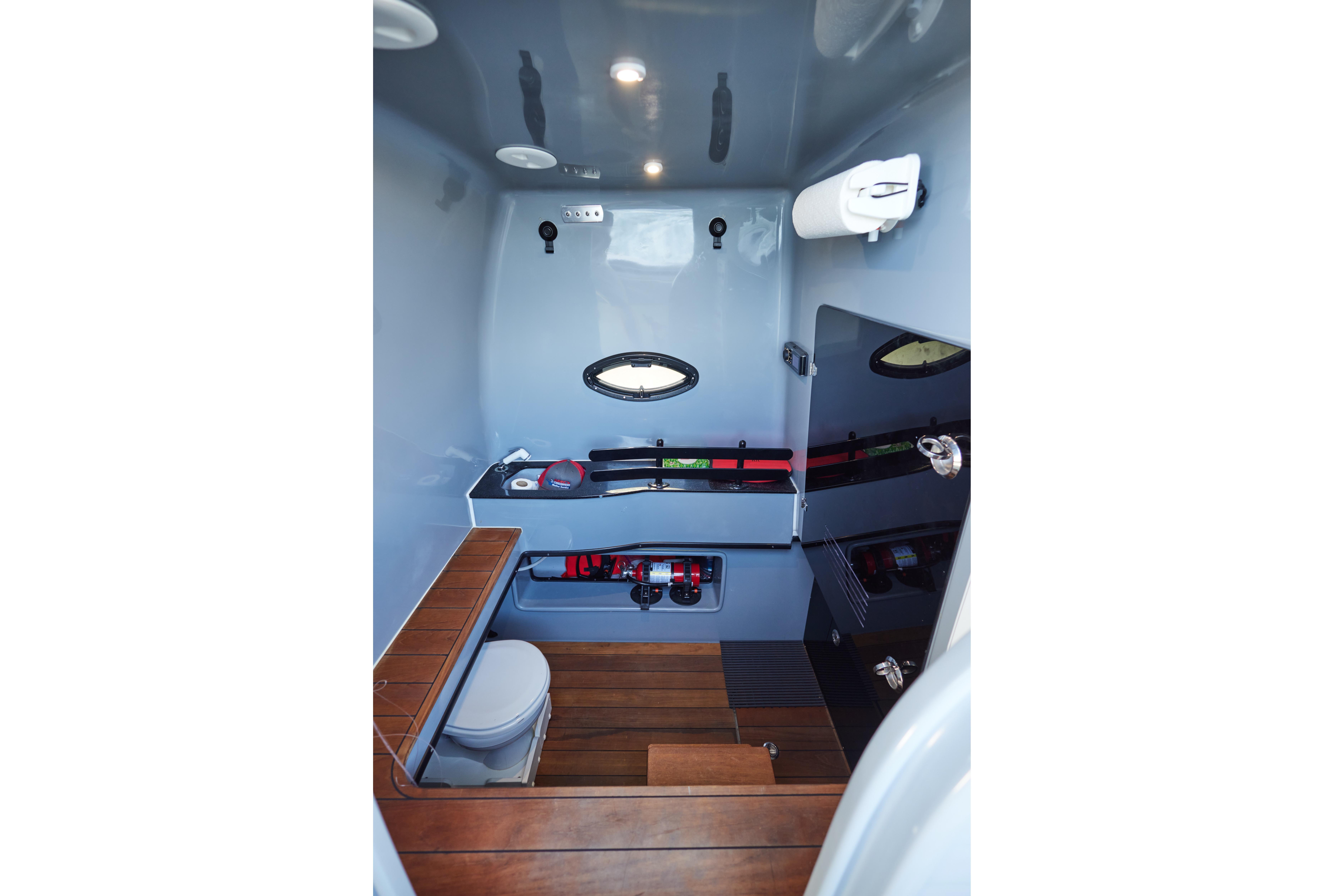 Used 2022 Contender 44 ST
