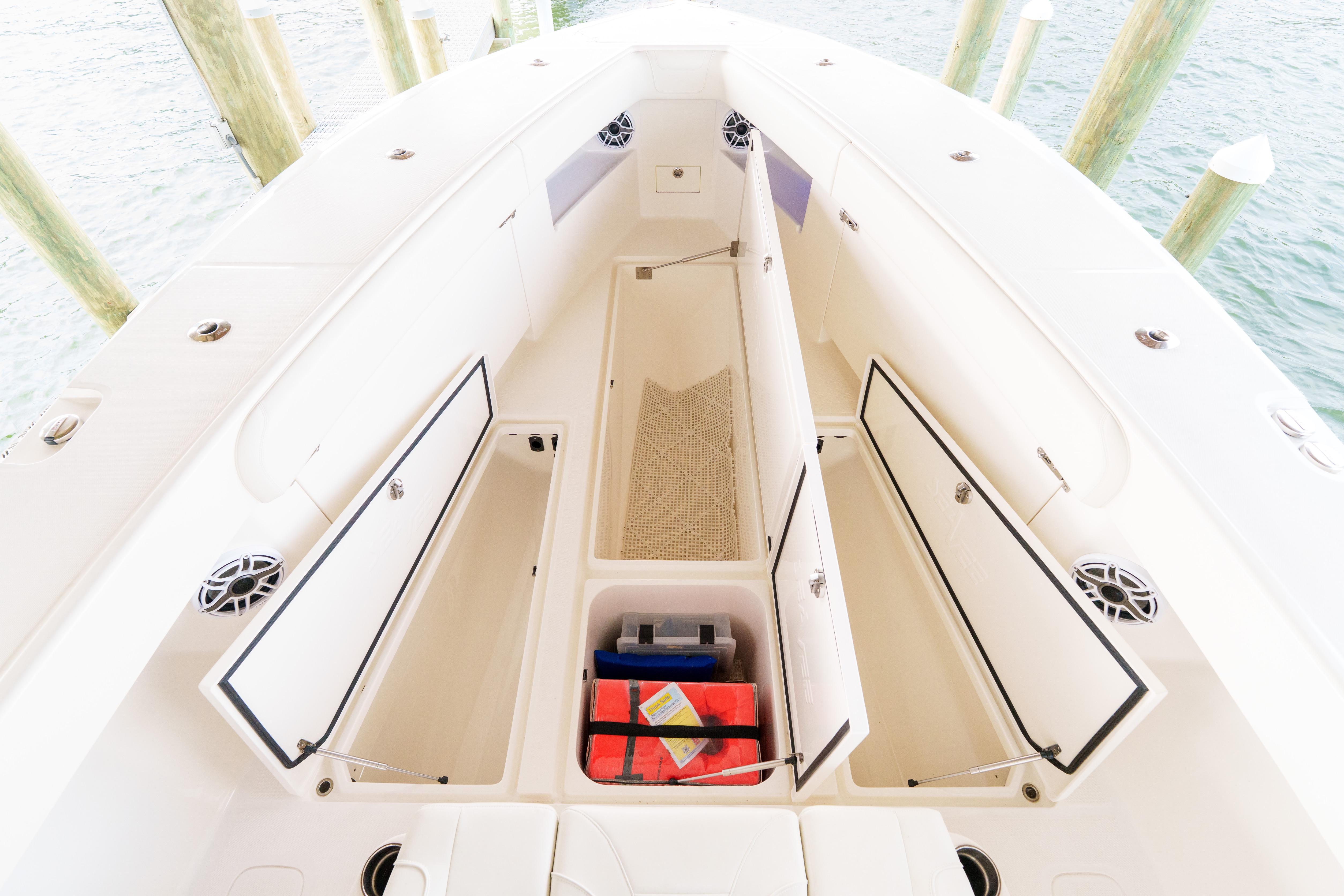 Used 2022 SeaVee 370Z