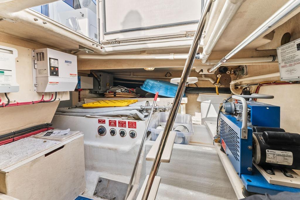 Used 2000 West Bay 58 Sonship