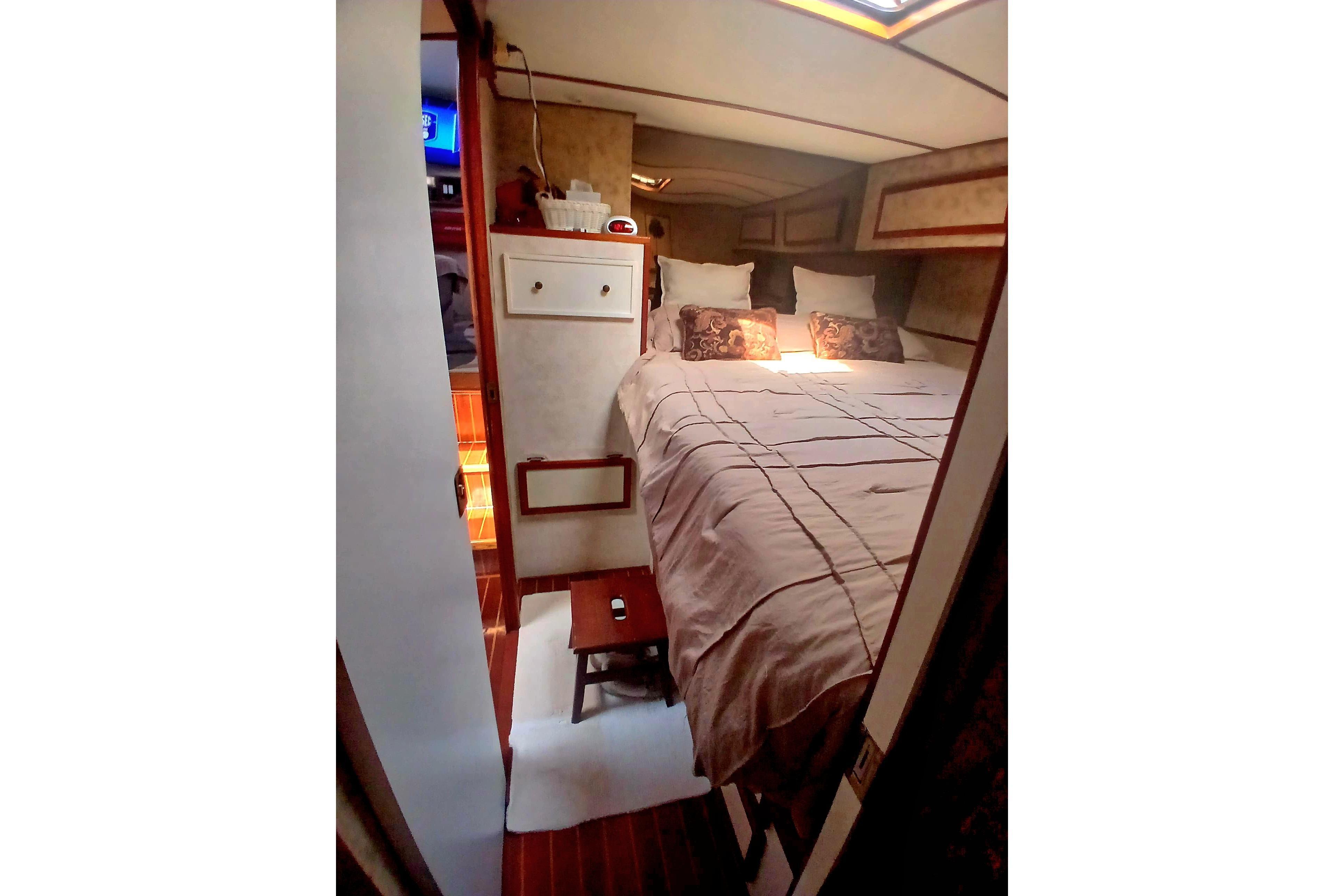 Used 1976 Viking 40 Sedan Diesel