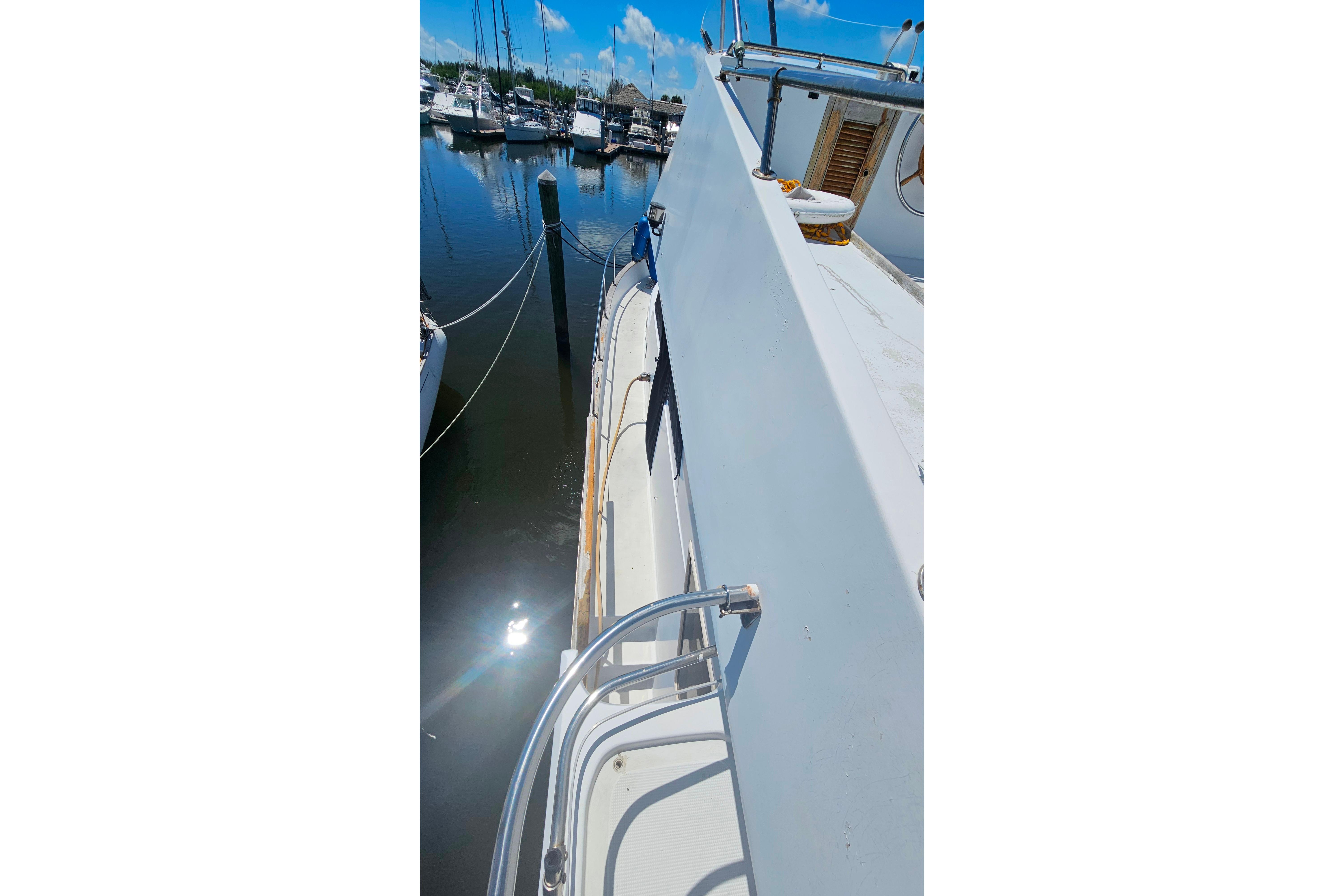 Used 1981 Sea Ranger 47 Pilothouse