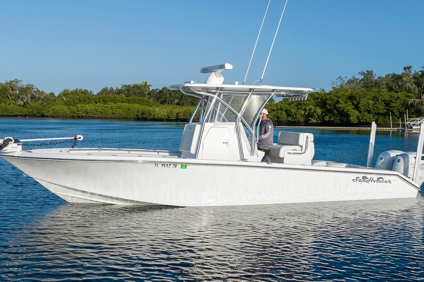 Used 2023 SeaHunter 28 Floridian