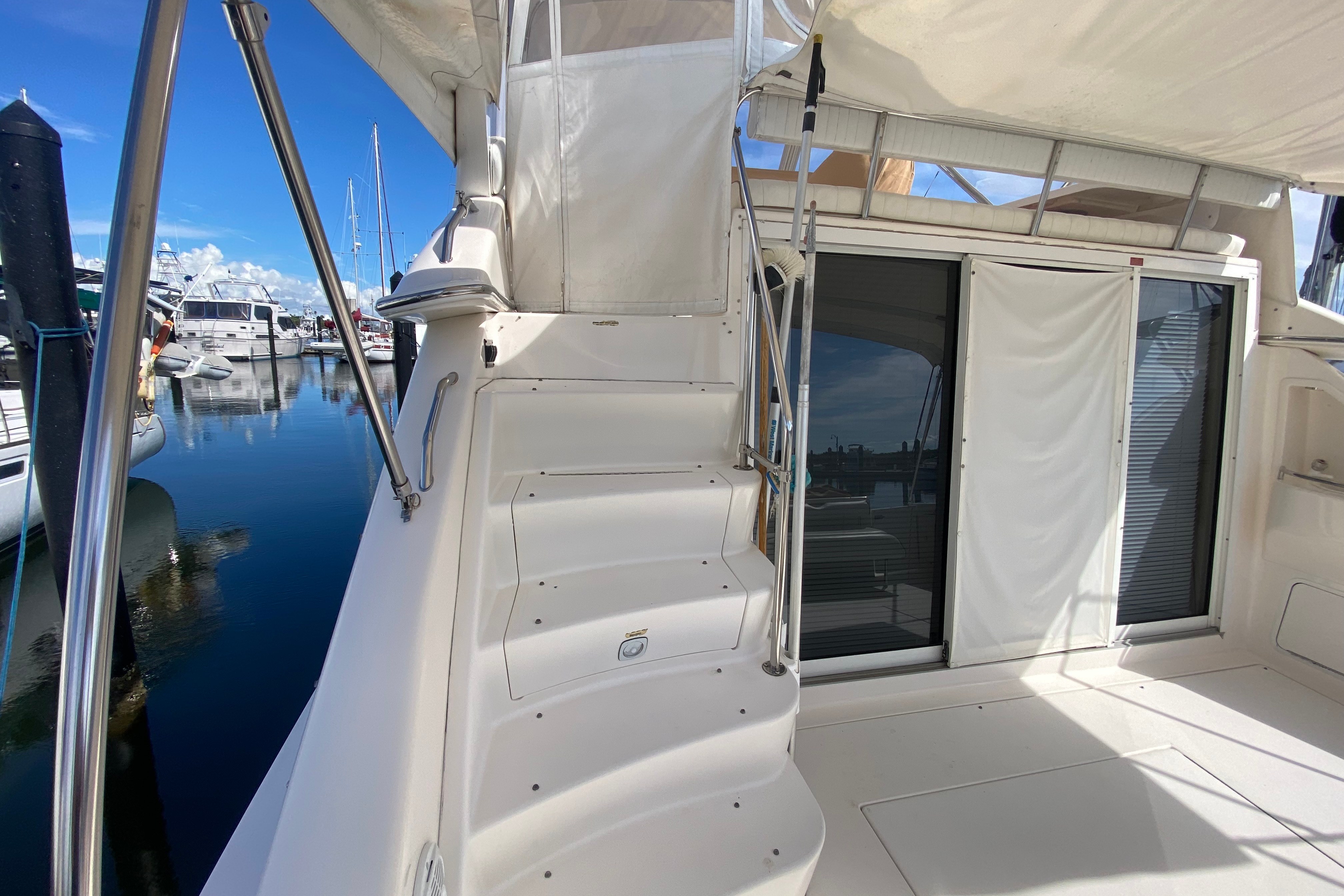 Used 1996 Sea Ray 440 Express Bridge