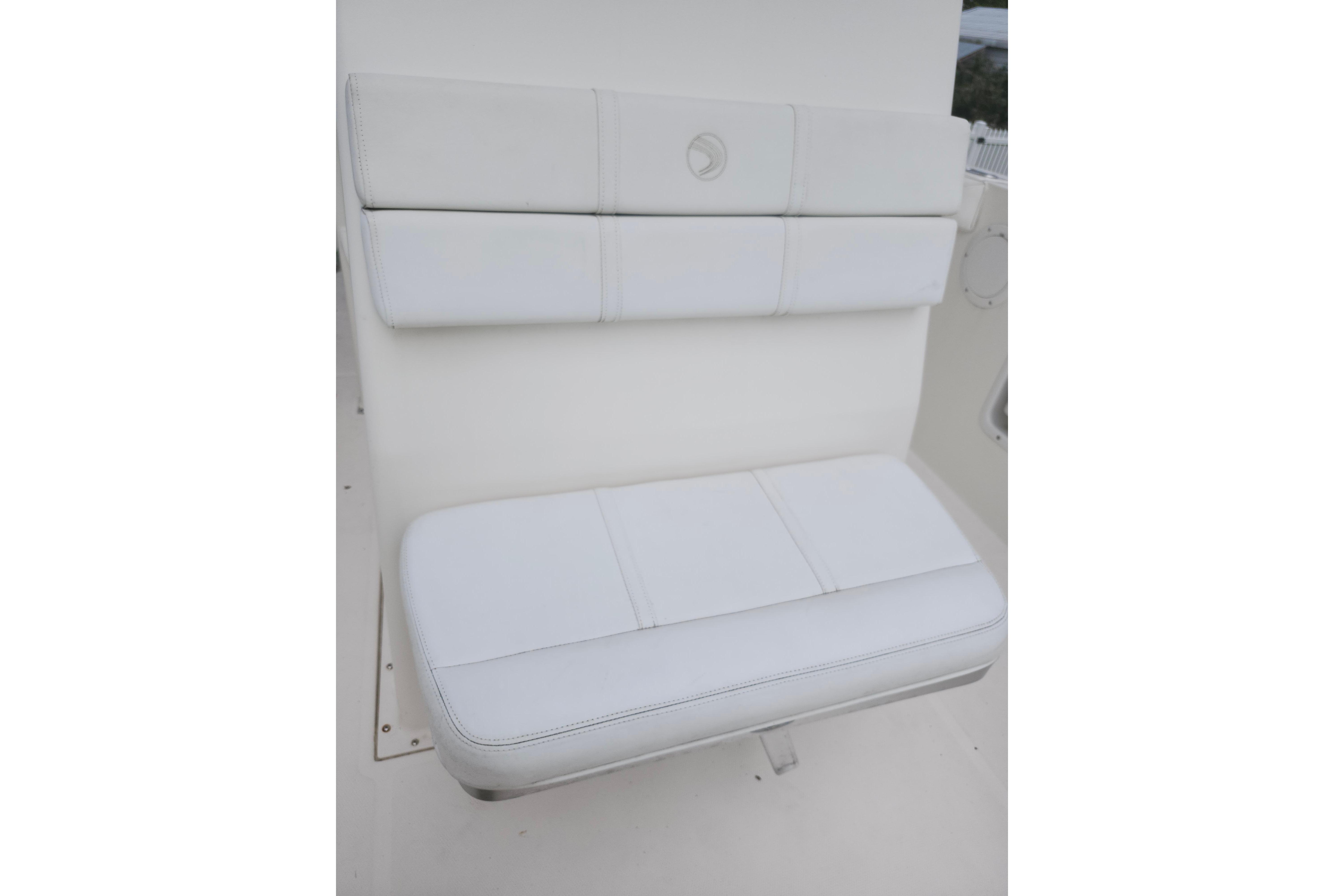 Used 2007 Edgewater 228CC