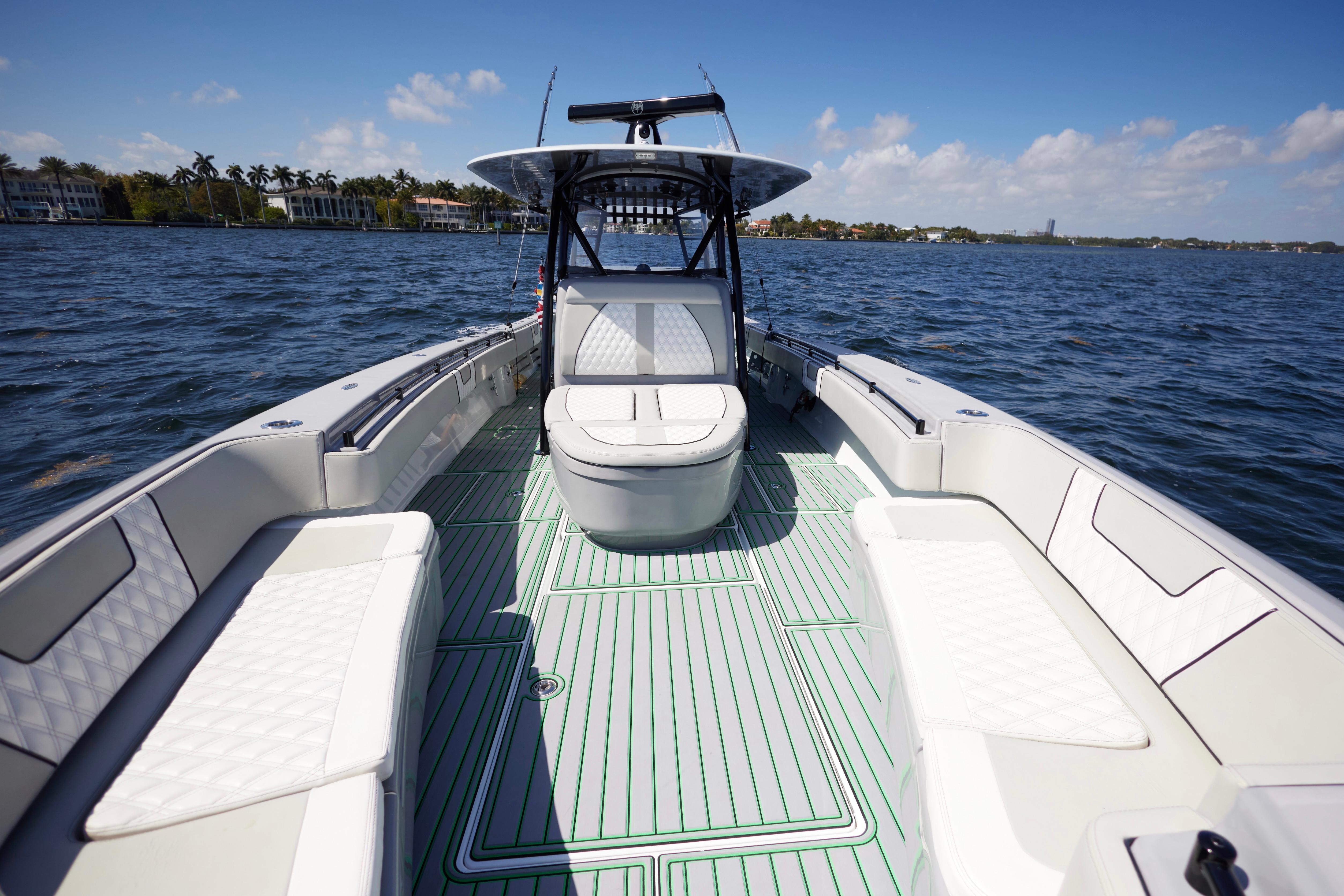 Used 2022 Contender 44 ST
