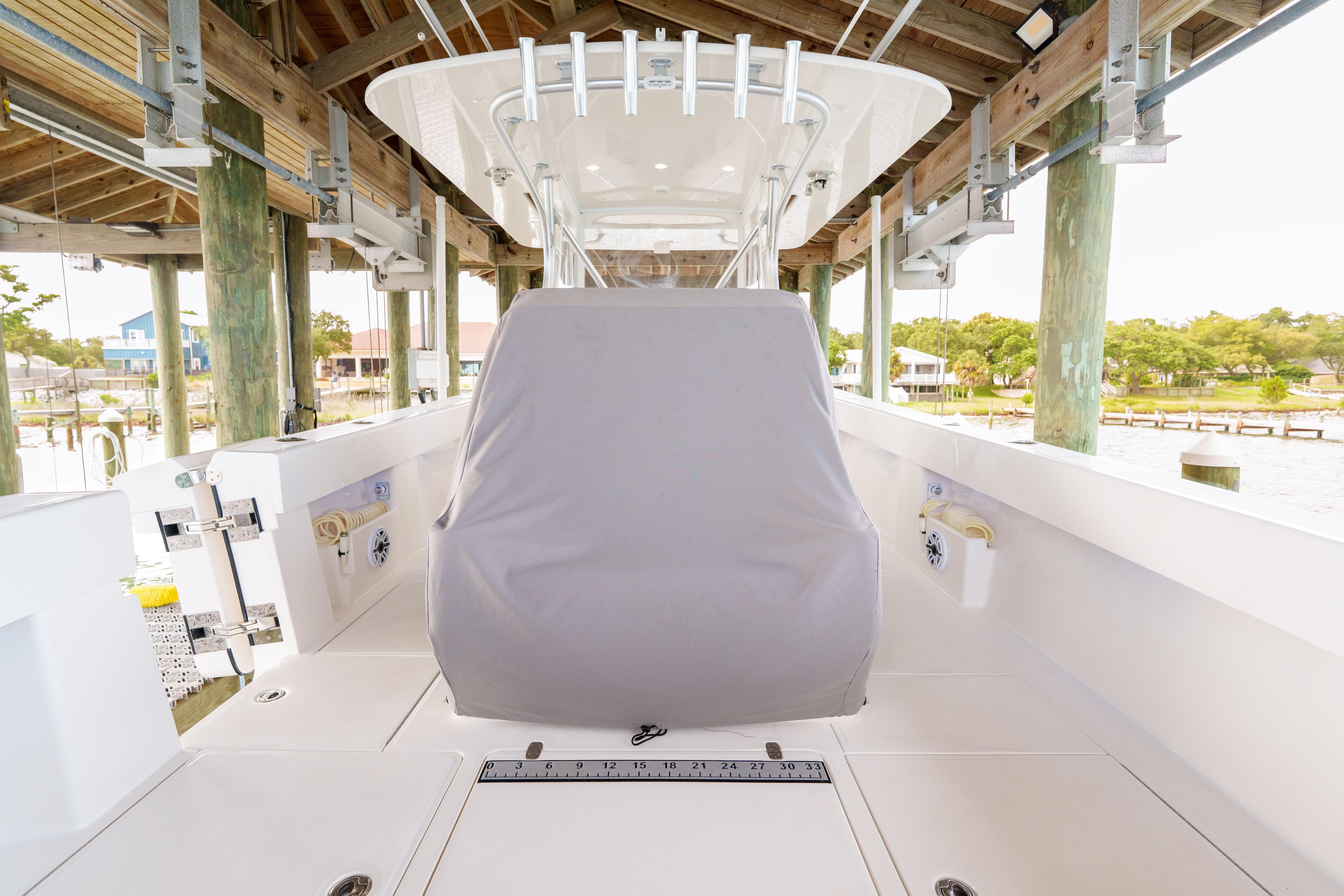Used 2022 SeaVee 370Z