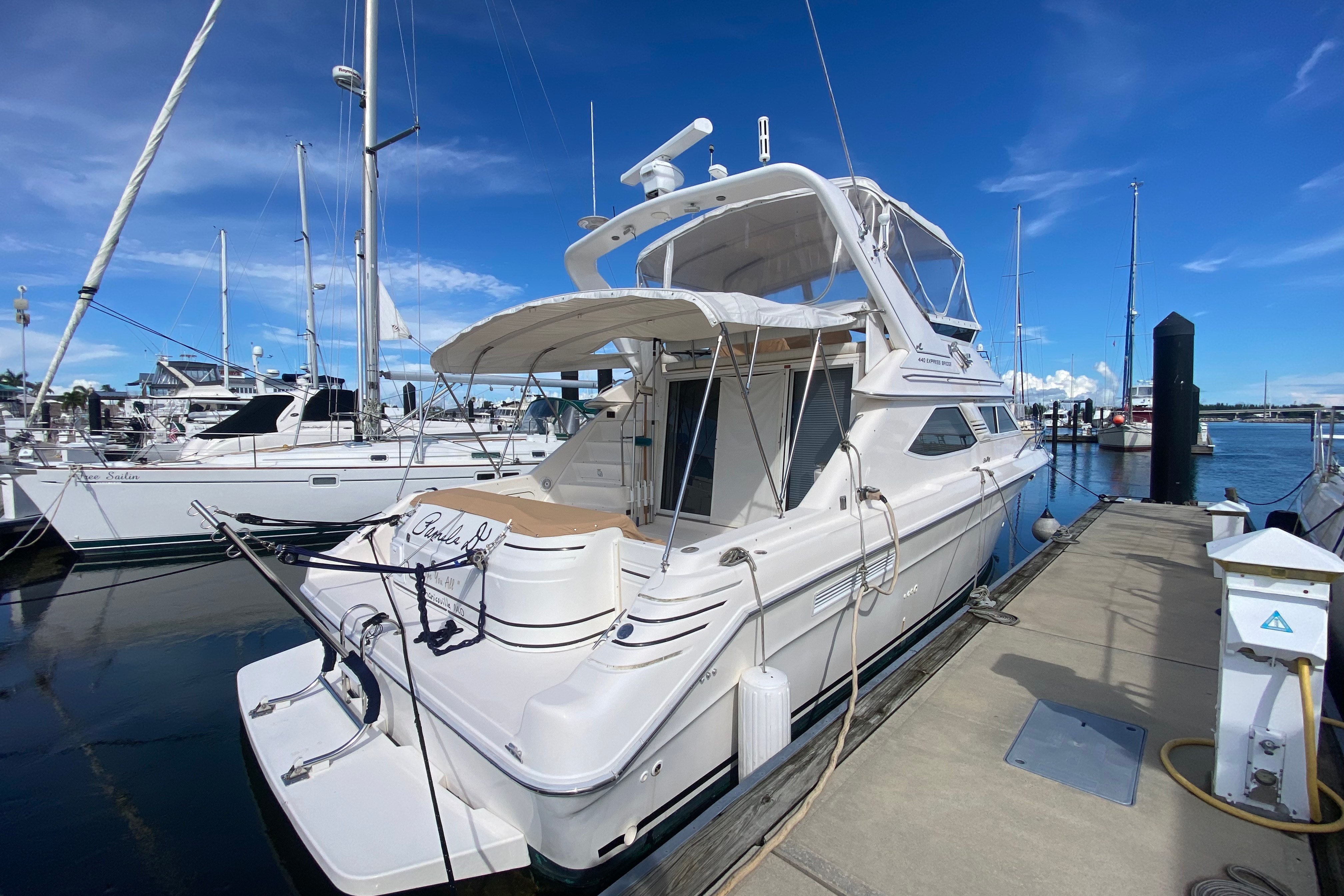 Used 1996 Sea Ray 440 Express Bridge