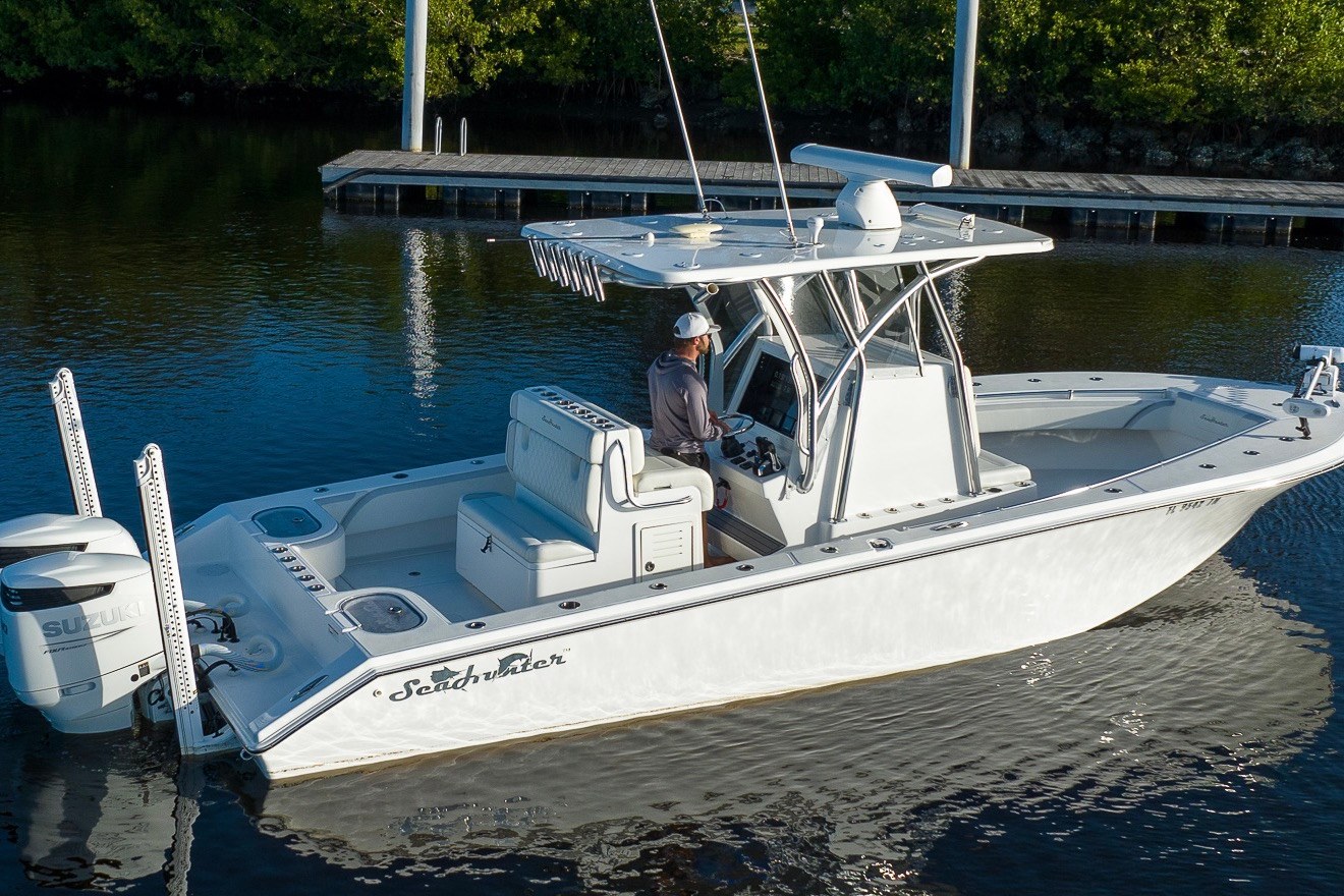 Used 2023 SeaHunter 28 Floridian