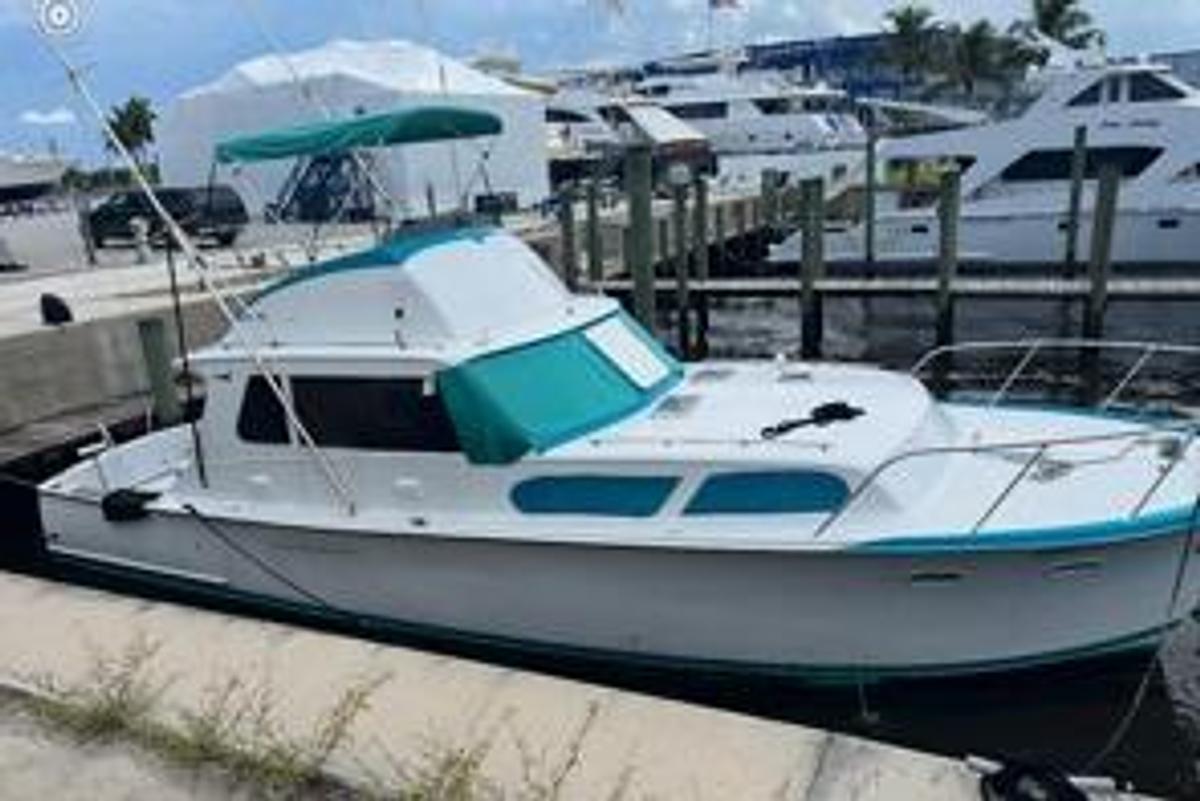 Used 1961 Hatteras 41 Convertible