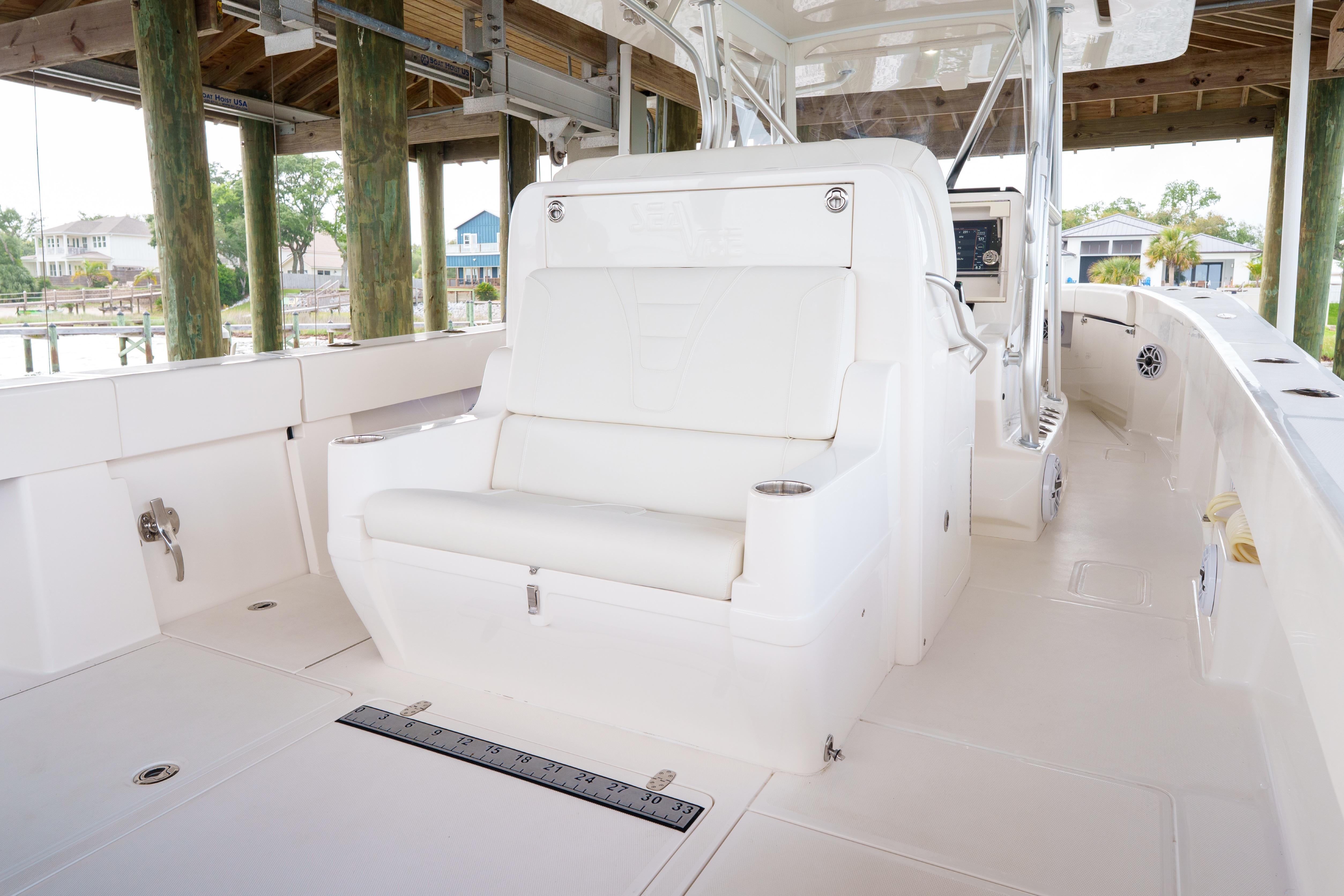 Used 2022 SeaVee 370Z