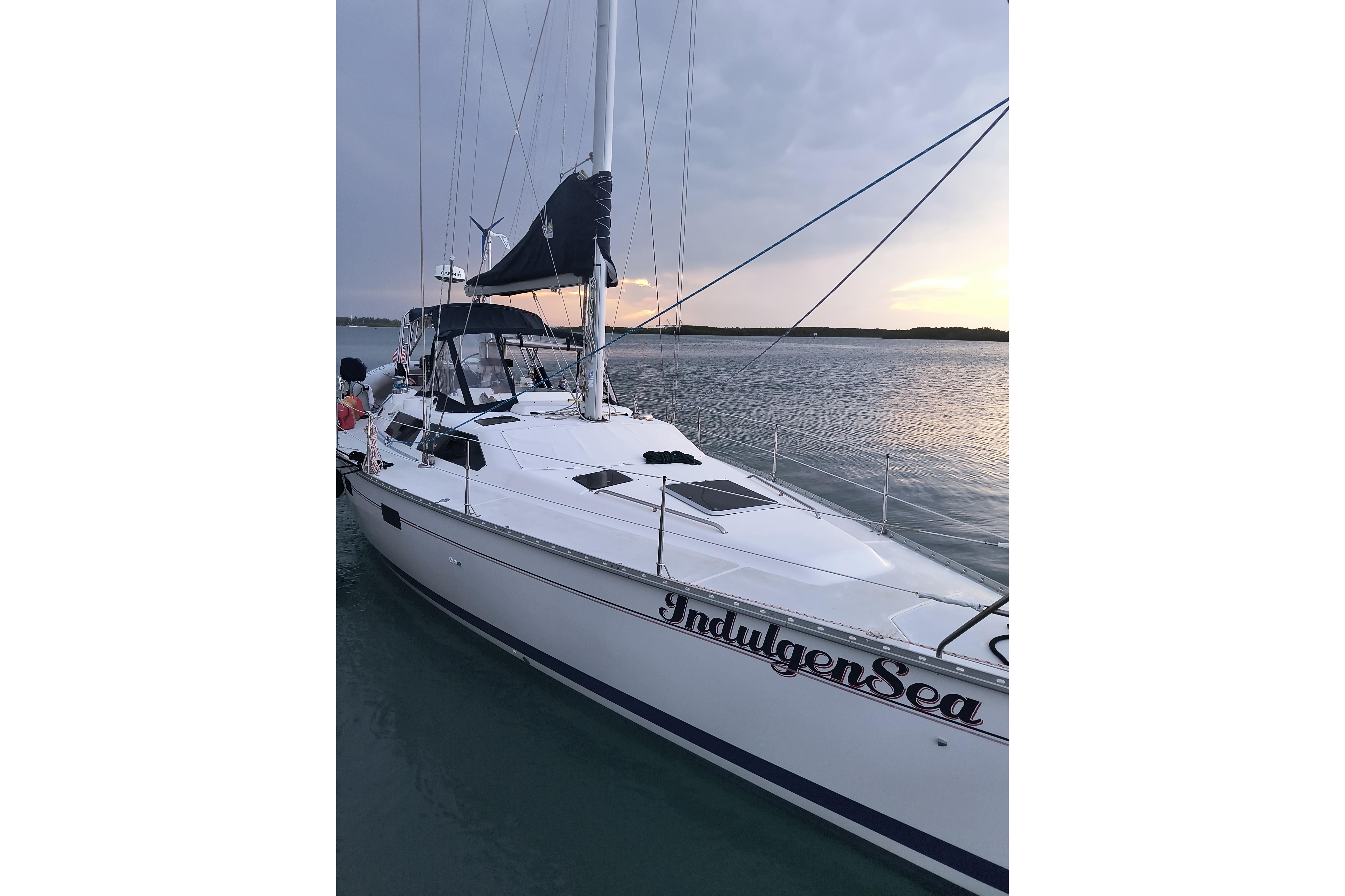 Used 1994 Hunter Passage 42