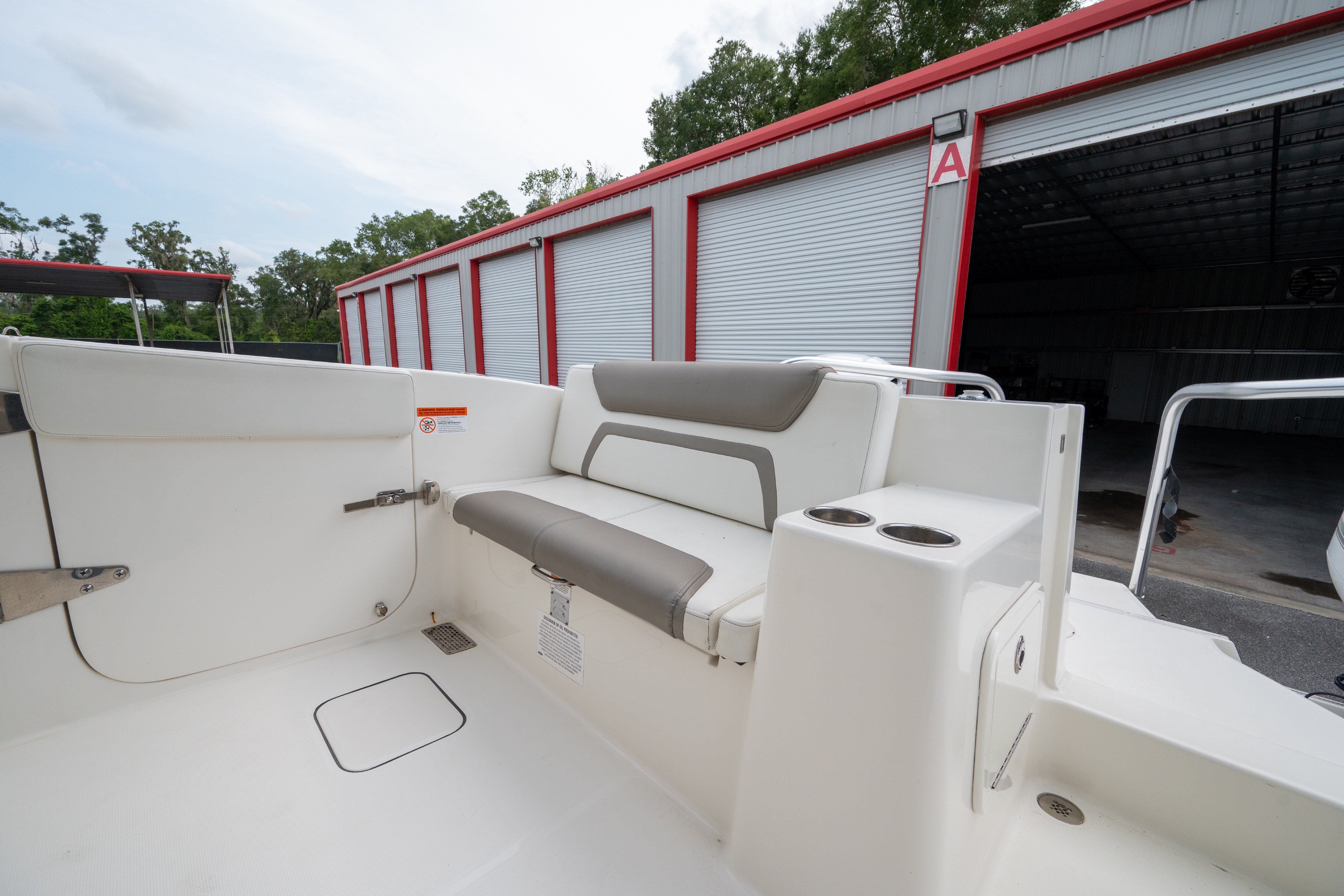 Used 2020 World Cat 320 DC