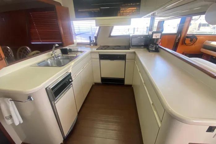 Used 1990 Viking Motor Yacht