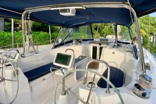 Used 2012 Hunter 50