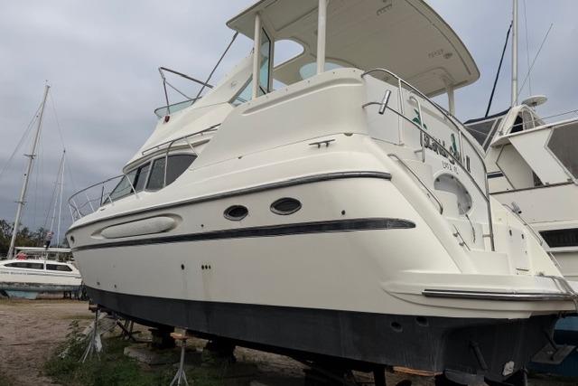 Used 2000 Maxum 4100 SCA