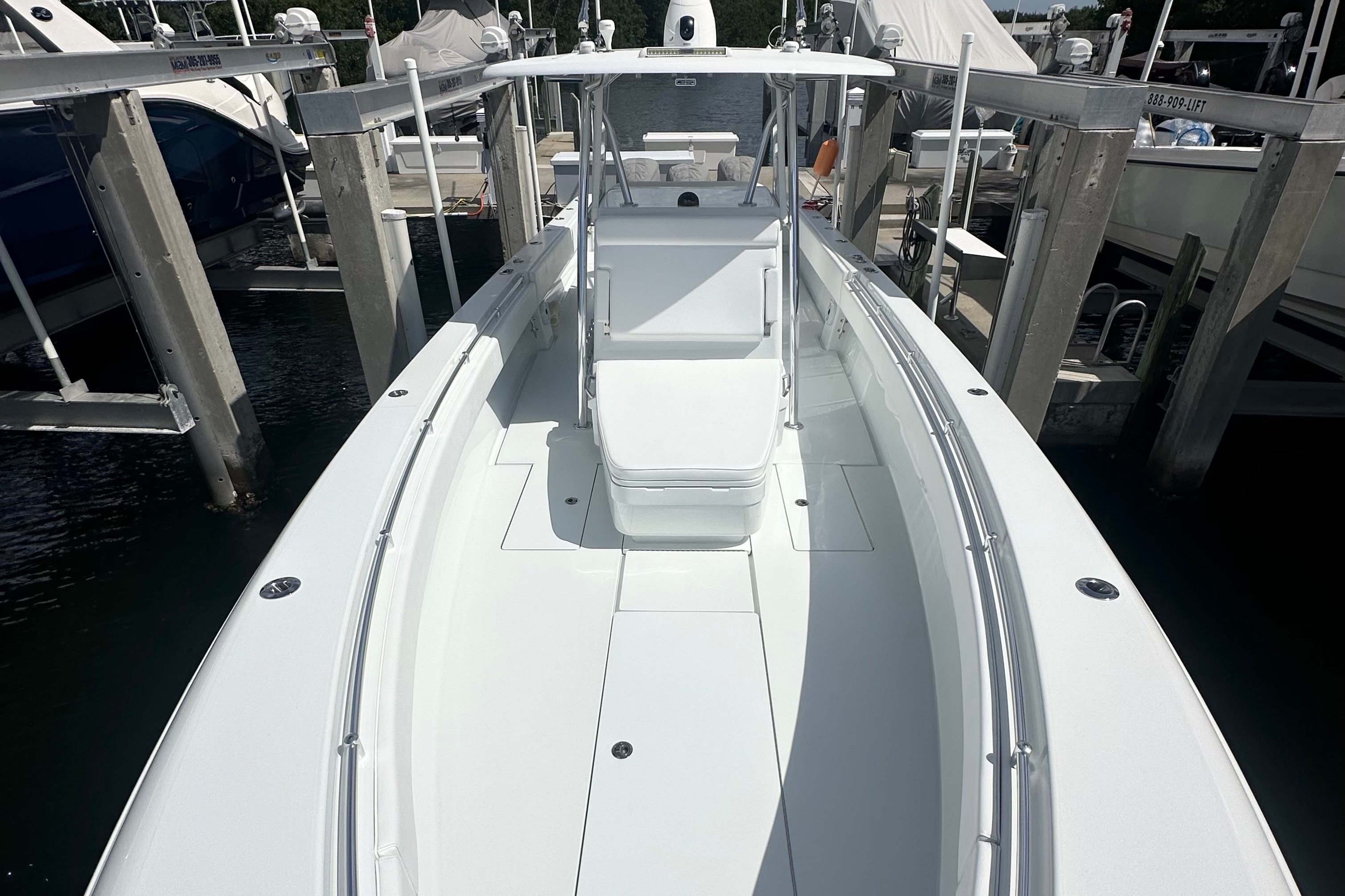 Used 2024 Contender 39 ST