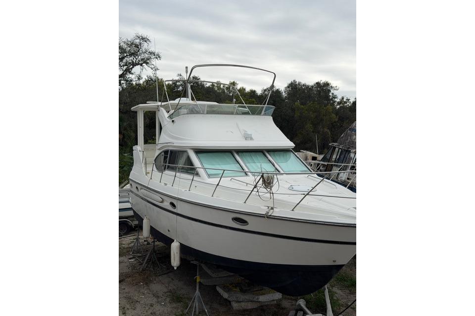 Used 2000 Maxum 4100 SCA